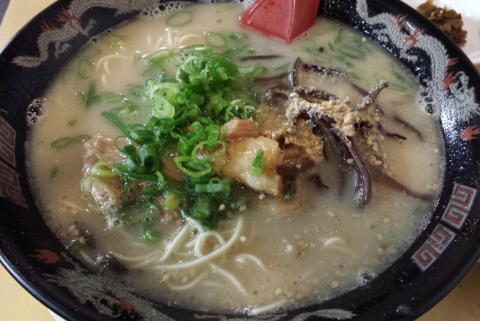 豚骨ラーメン 銀水 滋賀県南草津