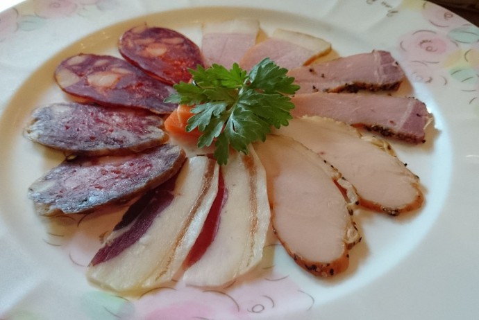 スペイン料理屋、イビサスモークレストラン